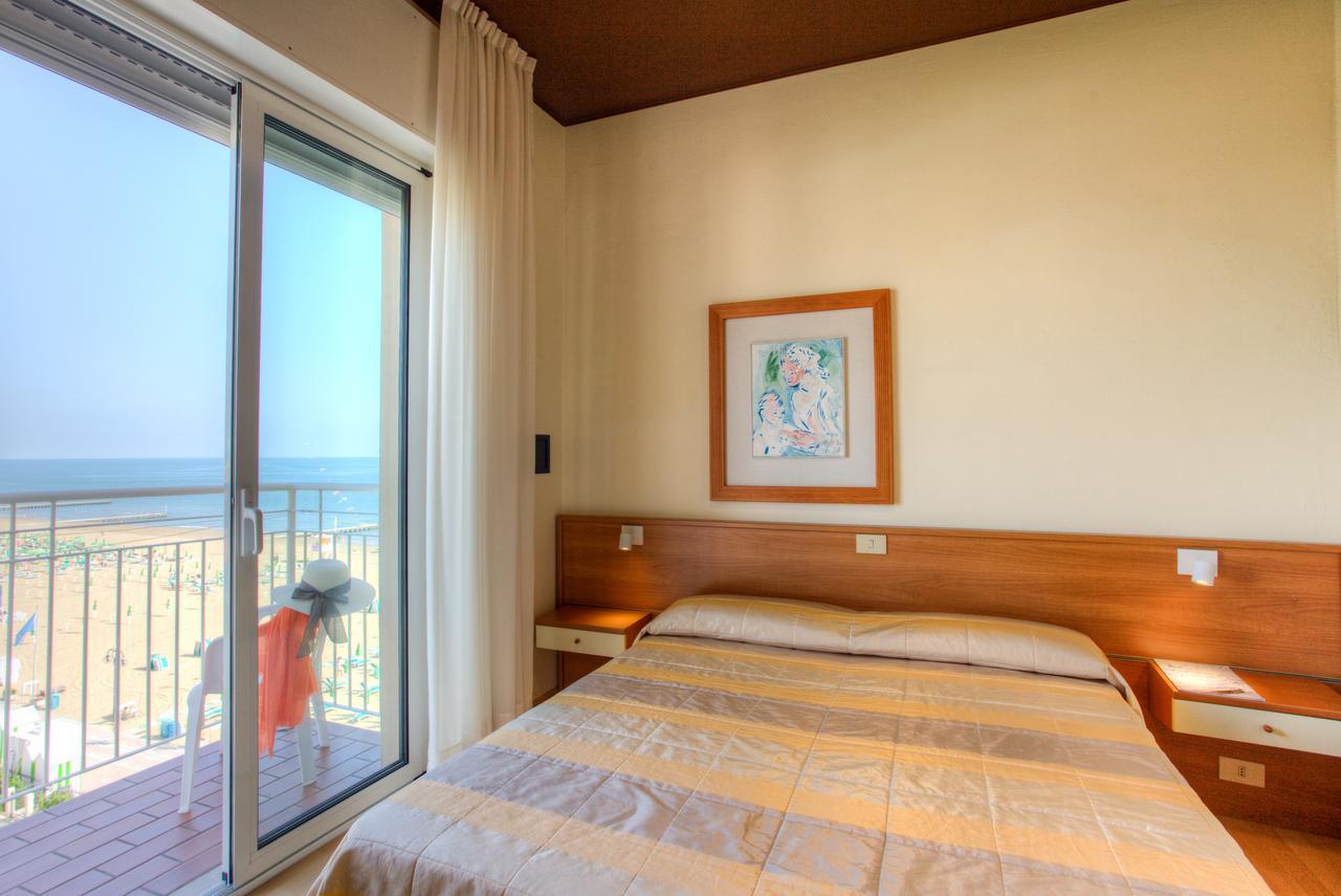 Ancora Hotel 4*