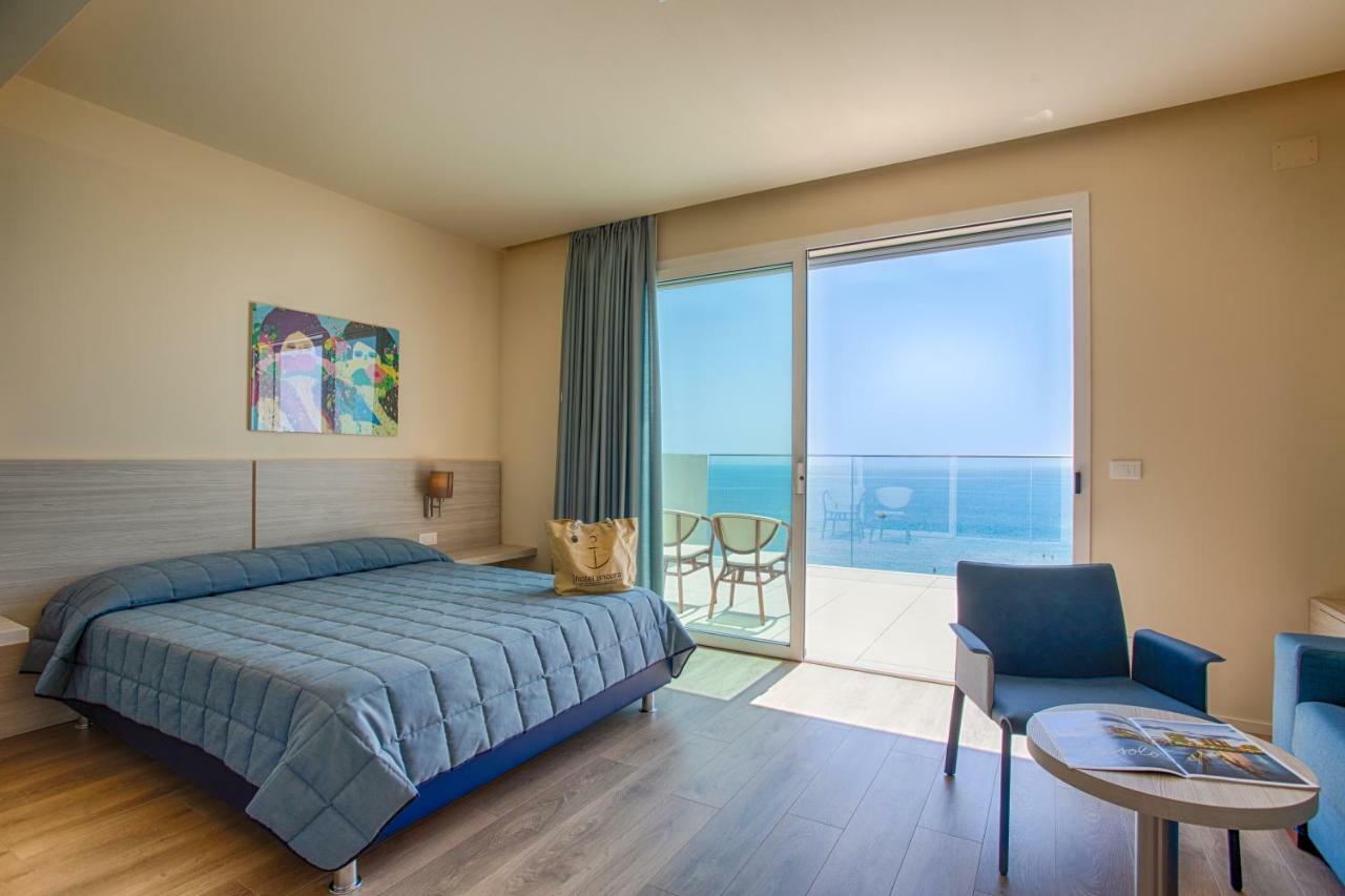 Ancora Hotel